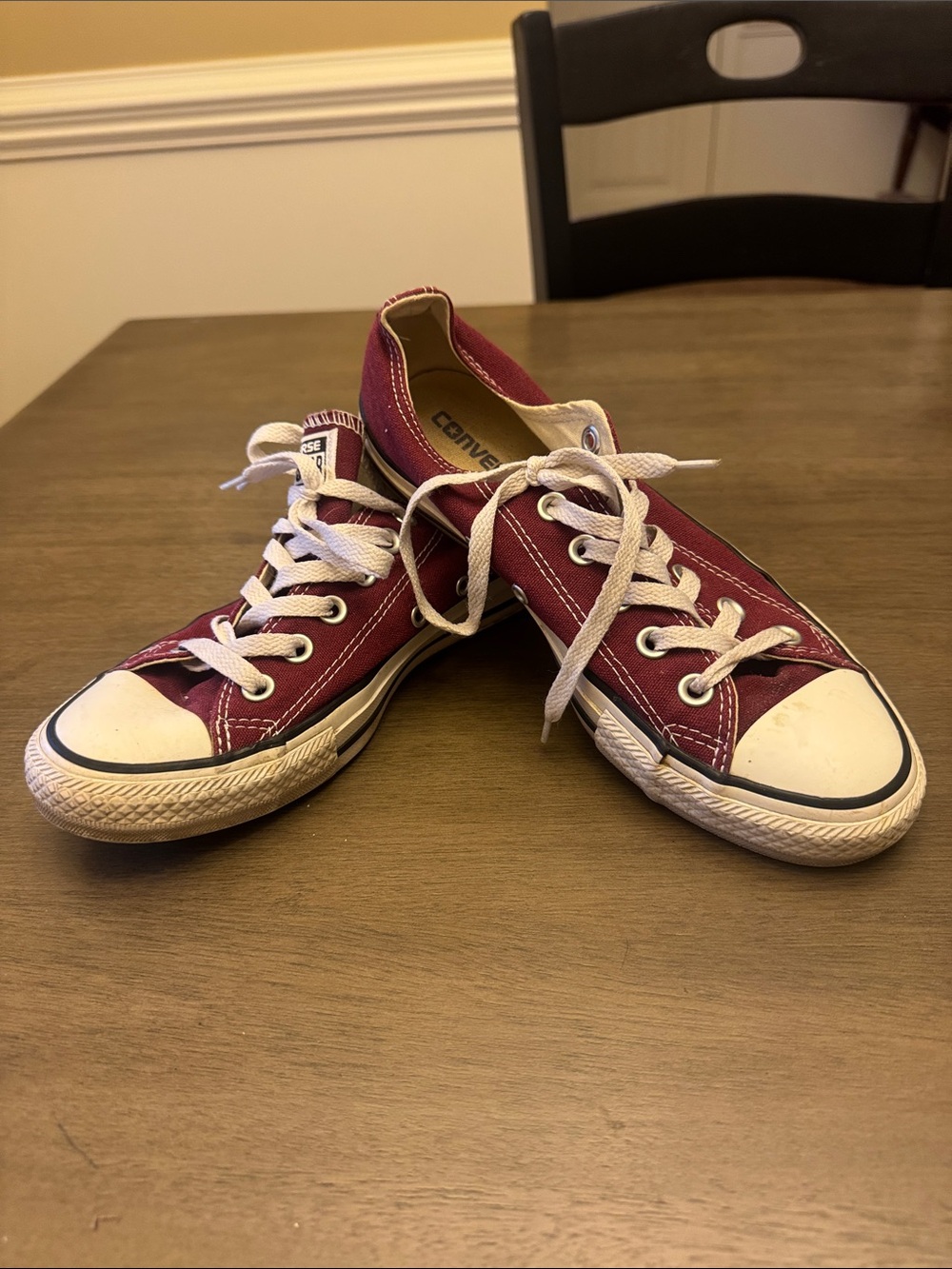 Converse Low Top Sneakers - Burgundy and White